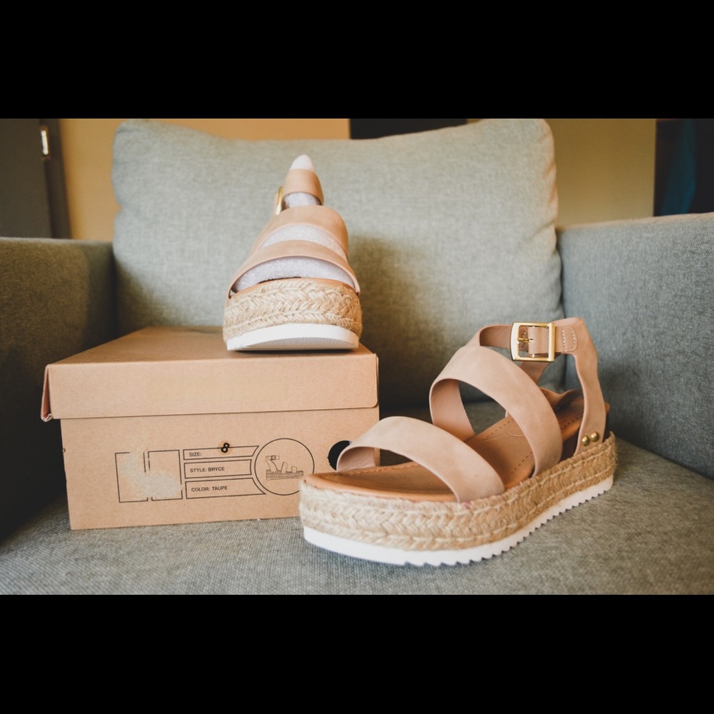 Espadrille platform sandals size 8